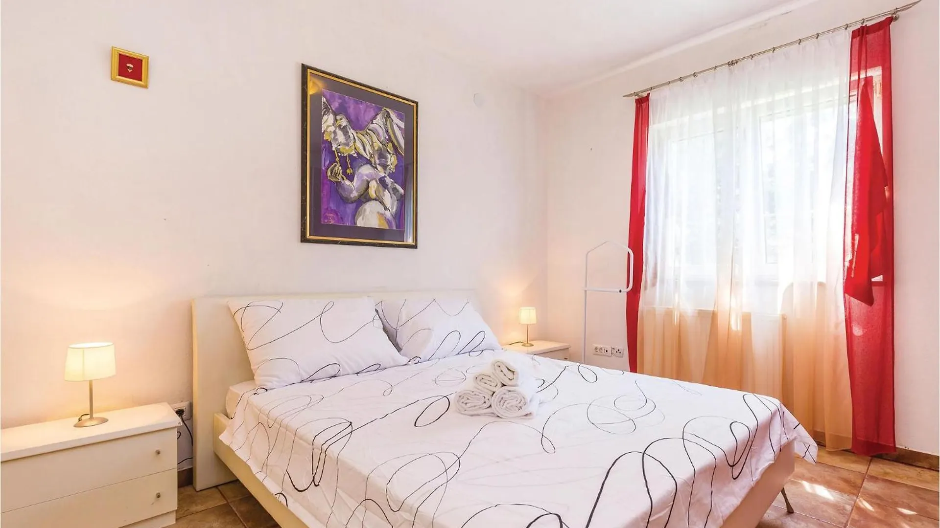 Gorgeous Apartment In Smrika With Wifi