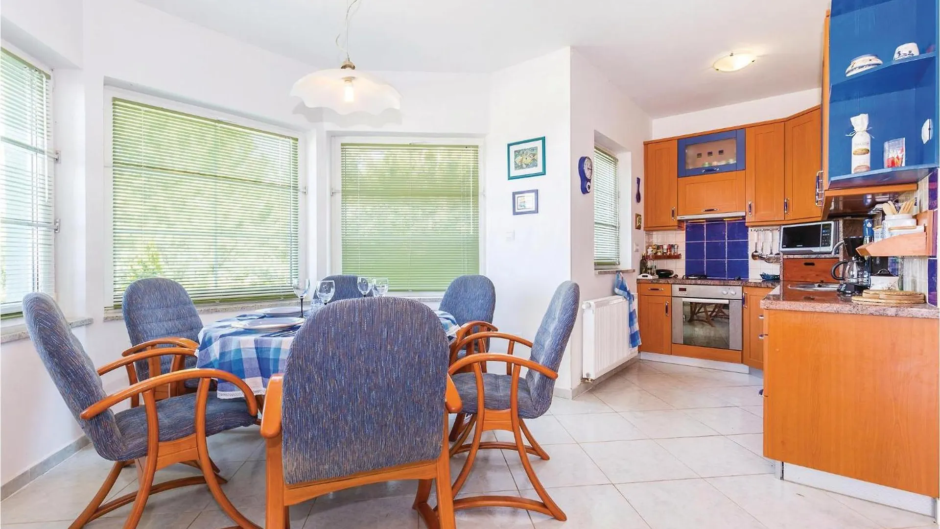Gorgeous Apartment In Smrika With Wifi